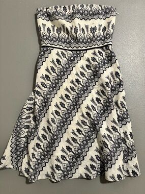 LOFT Strapless White Dress with Navy Embroidery Design Size 0P